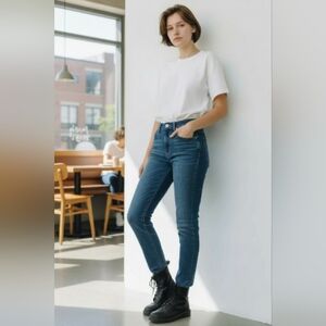 Levi Strauss Slimming Skinny Jeans